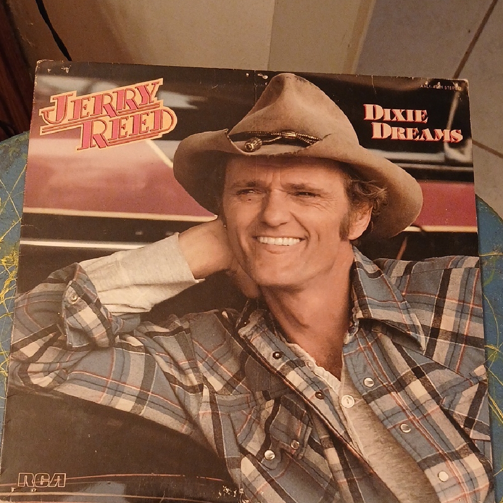 Jerry Reed Dixie Dreams Vinyl‎ Record. RCA. 1981